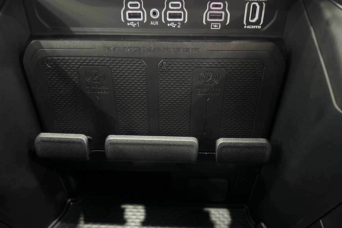 2025 RAM 1500 Laramie Sport Hurricane SO RamBox DT 4X4 SWB