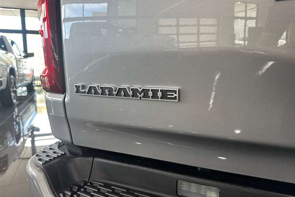 2025 RAM 1500 Laramie Sport Hurricane SO RamBox DT 4X4 SWB