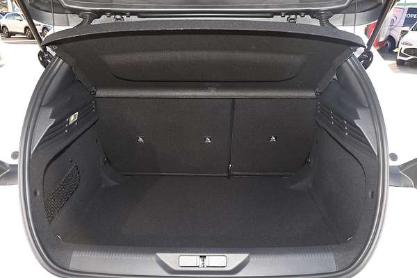 2025 Peugeot 308 GT Hybrid P51