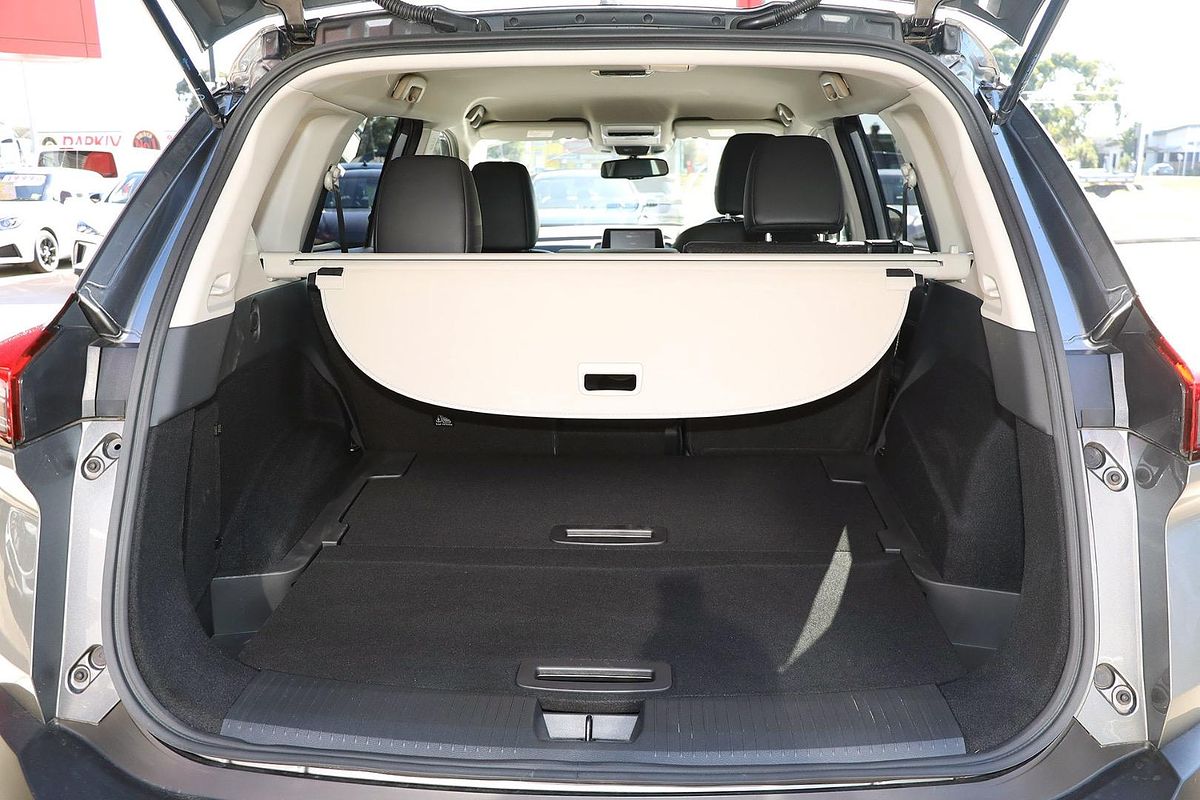 2024 Nissan X-TRAIL ST-L T33