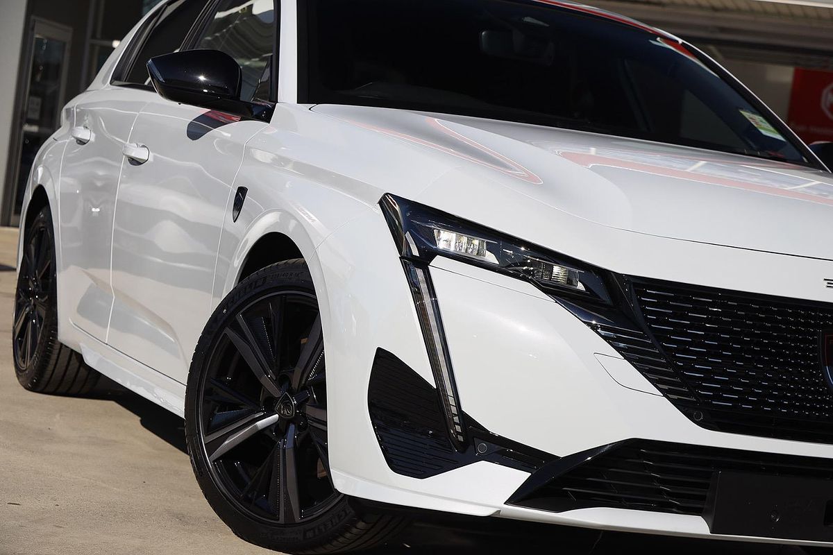 2025 Peugeot 308 GT Hybrid P51
