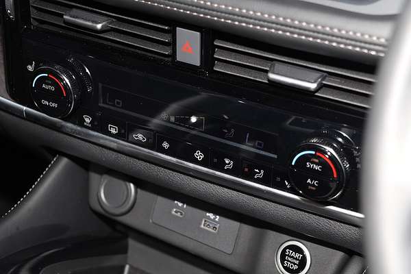 2024 Nissan X-TRAIL ST-L T33