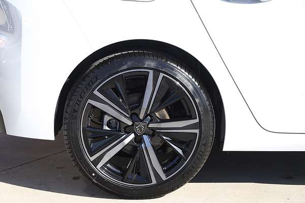 2025 Peugeot 308 GT Hybrid P51