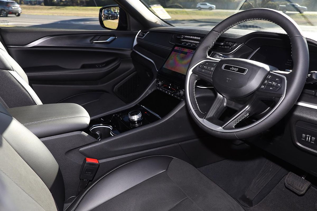 2023 Jeep Grand Cherokee Night Eagle WL