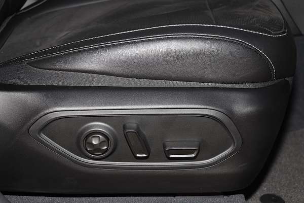2023 Jeep Grand Cherokee Night Eagle WL