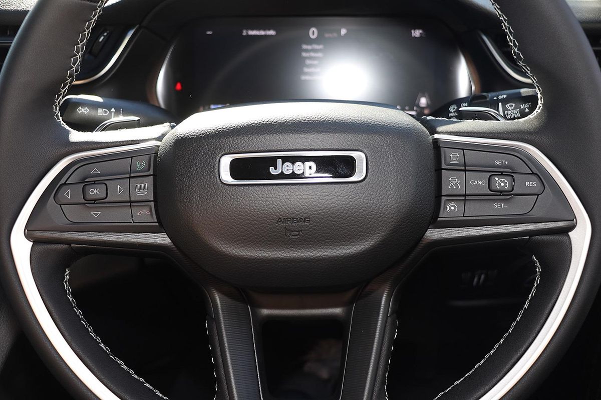 2023 Jeep Grand Cherokee Night Eagle WL