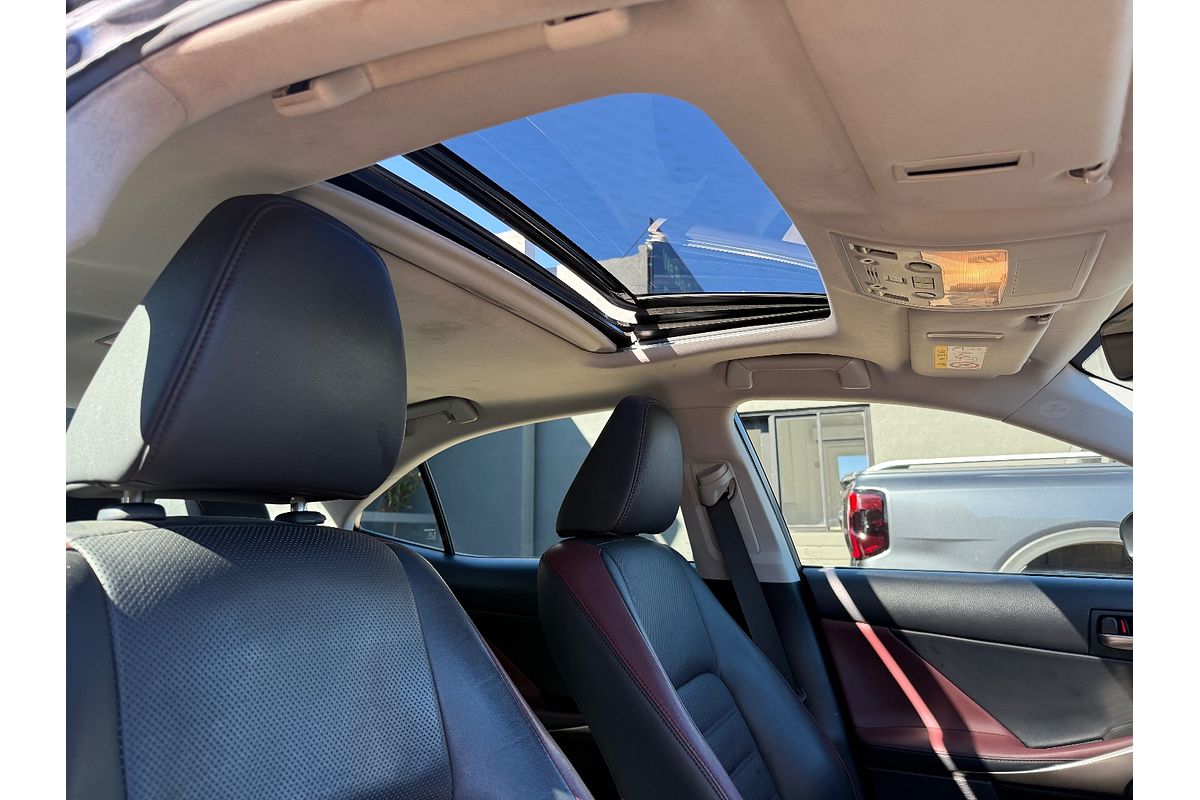 2018 Lexus IS IS300 Luxury ASE30R