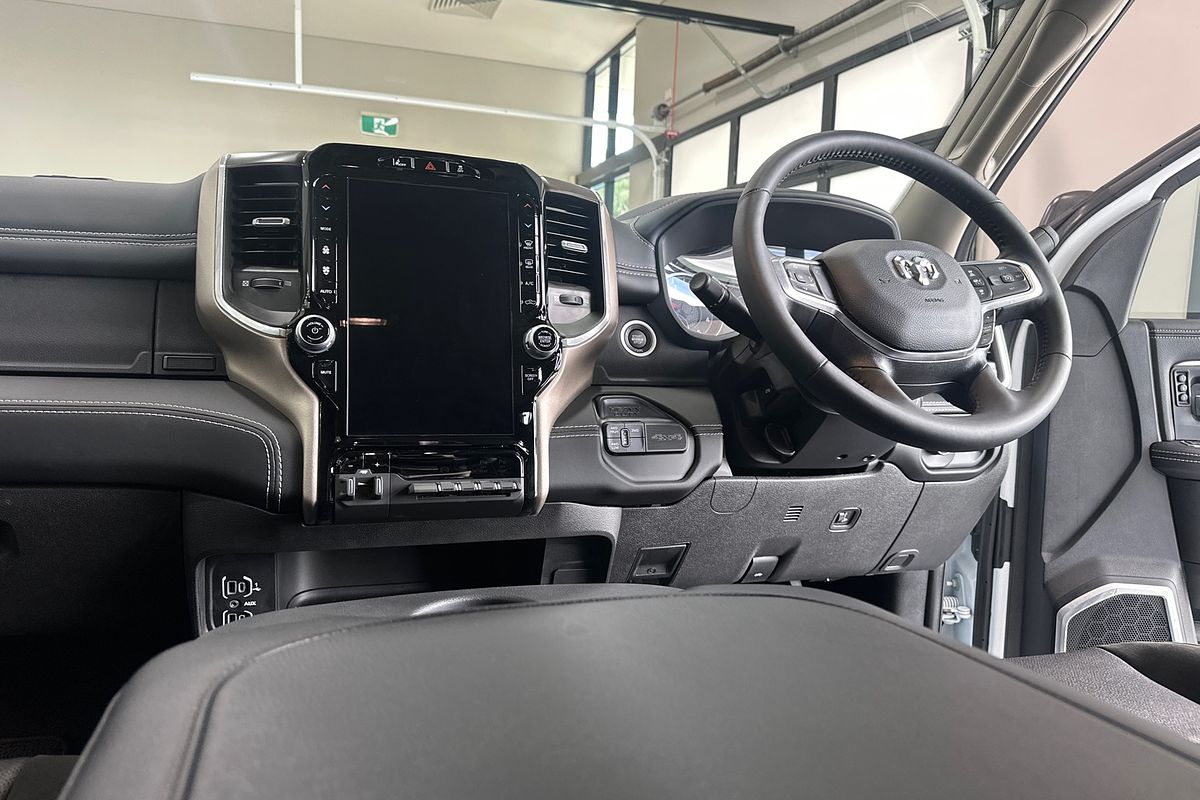 2024 RAM 2500 Yellowstone Edition Rambox DJ 4X4