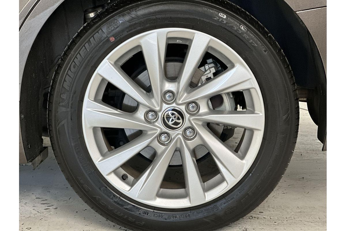 2022 Toyota Camry Ascent Sport AXVH70R