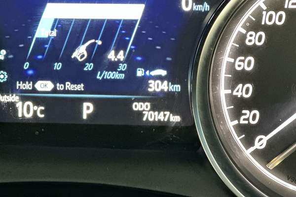 2022 Toyota Camry Ascent Sport AXVH70R