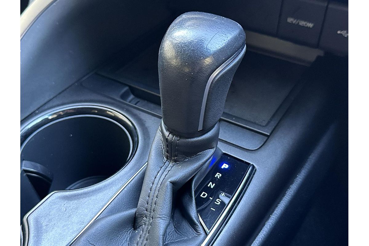2022 Toyota Camry Ascent Sport AXVH70R