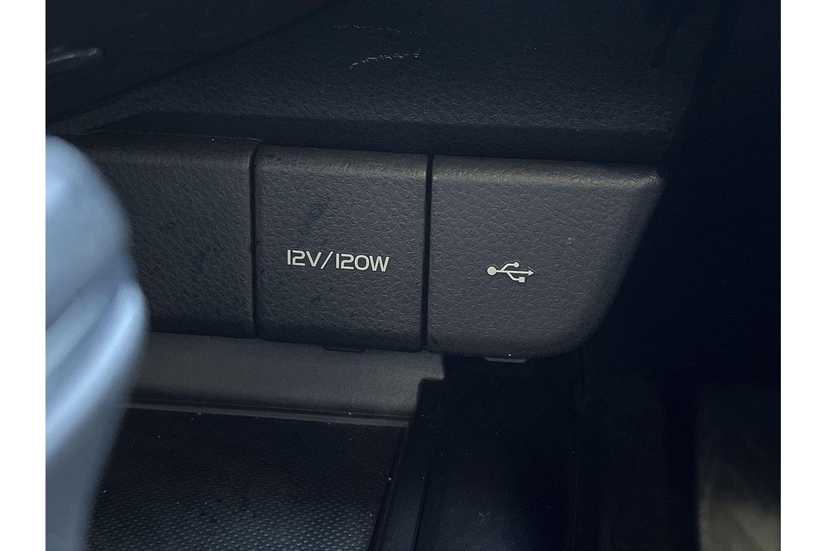 2022 Toyota Camry Ascent Sport AXVH70R
