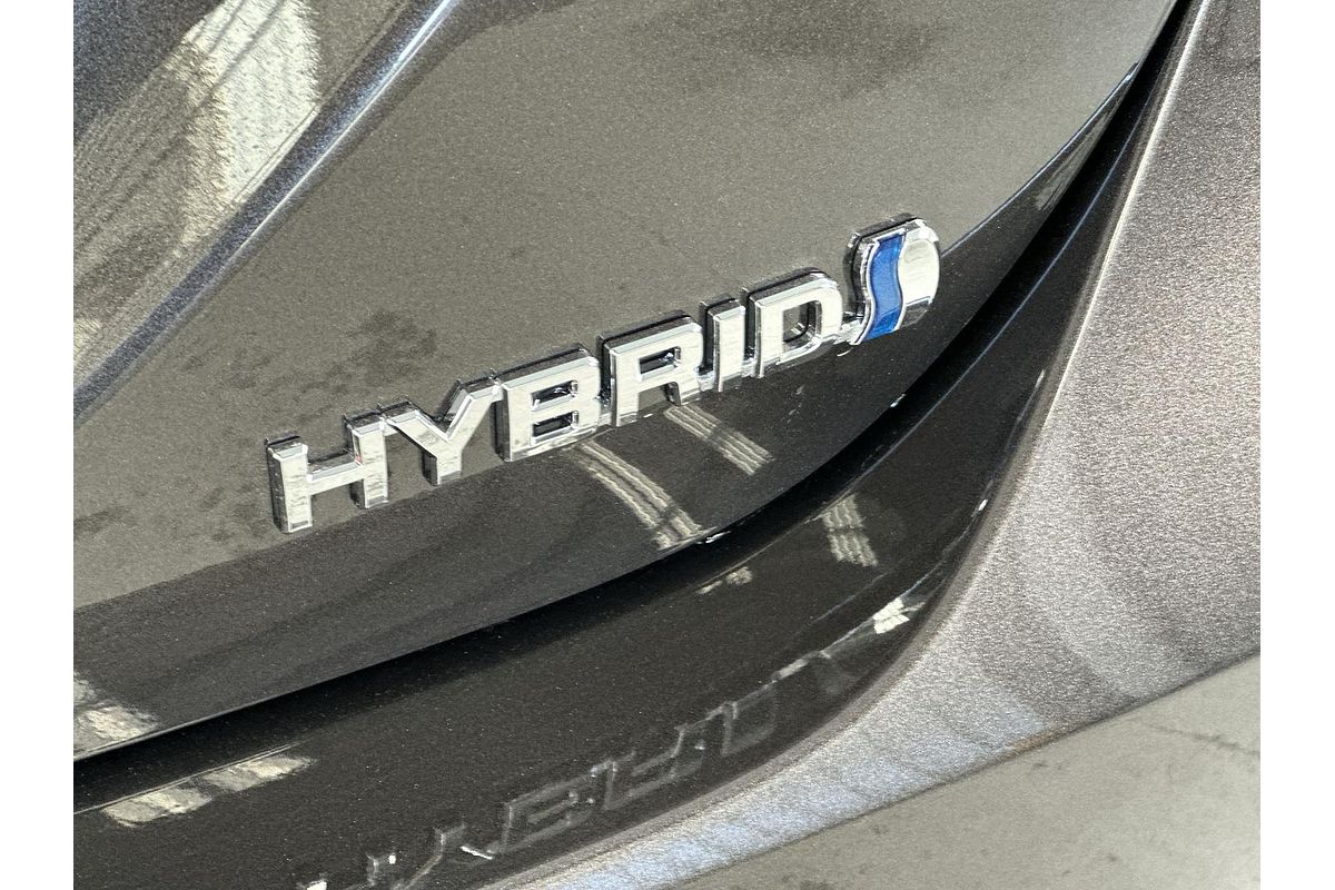 2022 Toyota Camry Ascent Sport AXVH70R