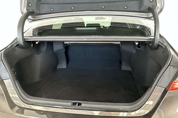 2022 Toyota Camry Ascent Sport AXVH70R