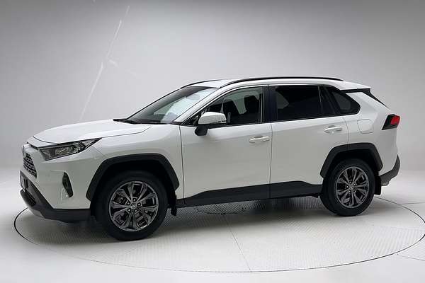 2022 Toyota RAV4 GXL MXAA52R