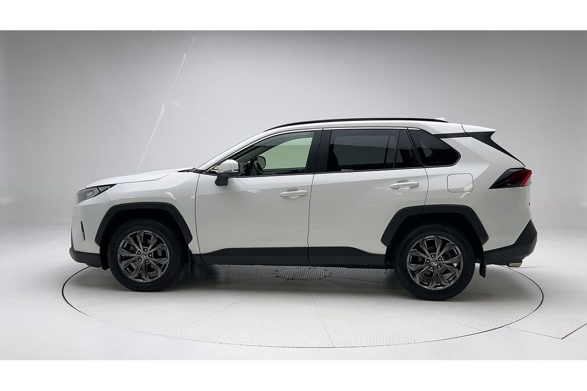 2022 Toyota RAV4 GXL MXAA52R