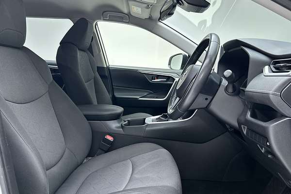 2022 Toyota RAV4 GXL MXAA52R