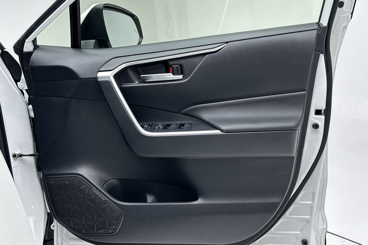 2022 Toyota RAV4 GXL MXAA52R