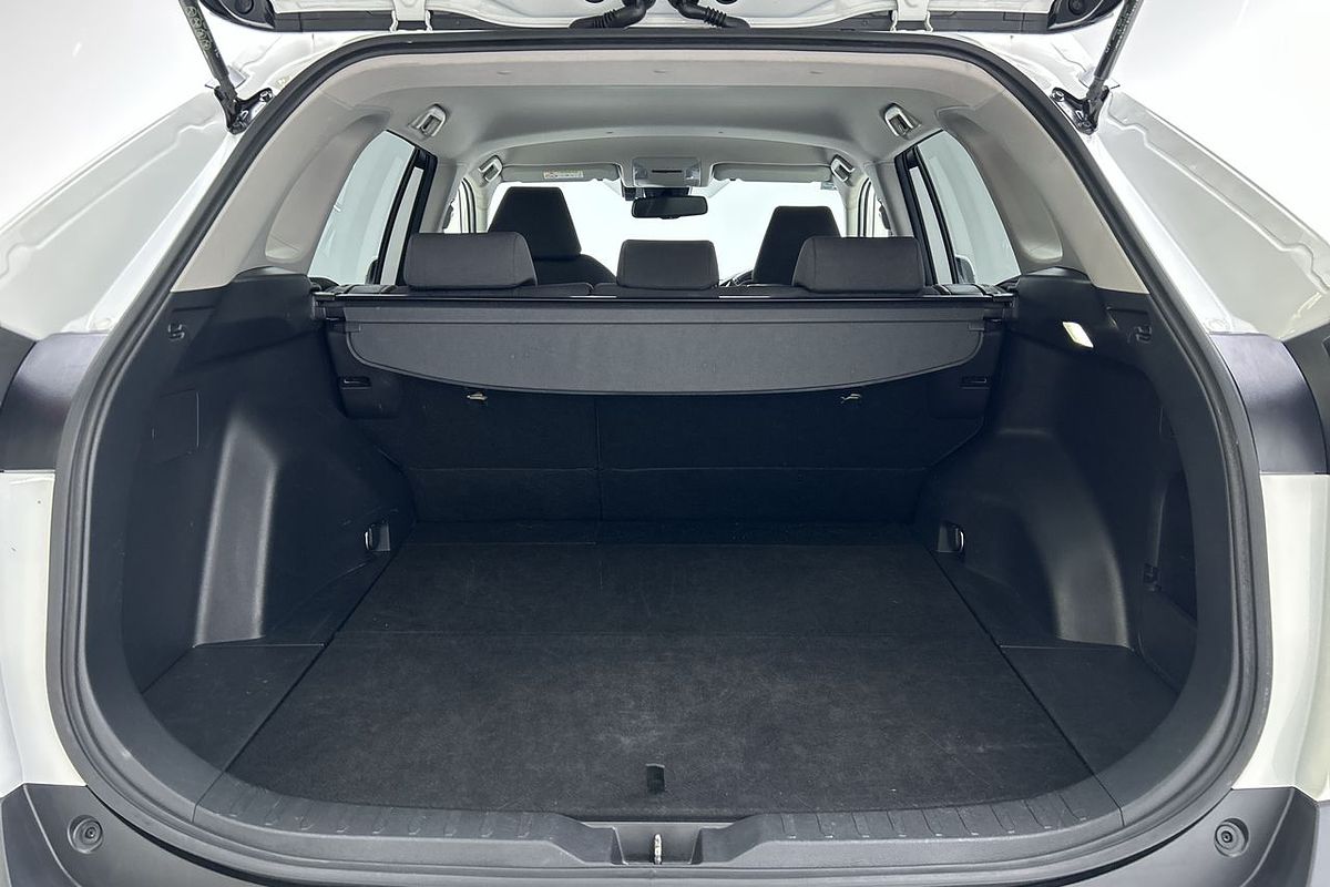 2022 Toyota RAV4 GXL MXAA52R