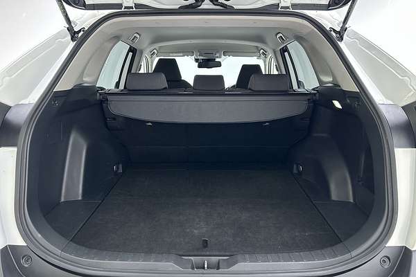 2022 Toyota RAV4 GXL MXAA52R