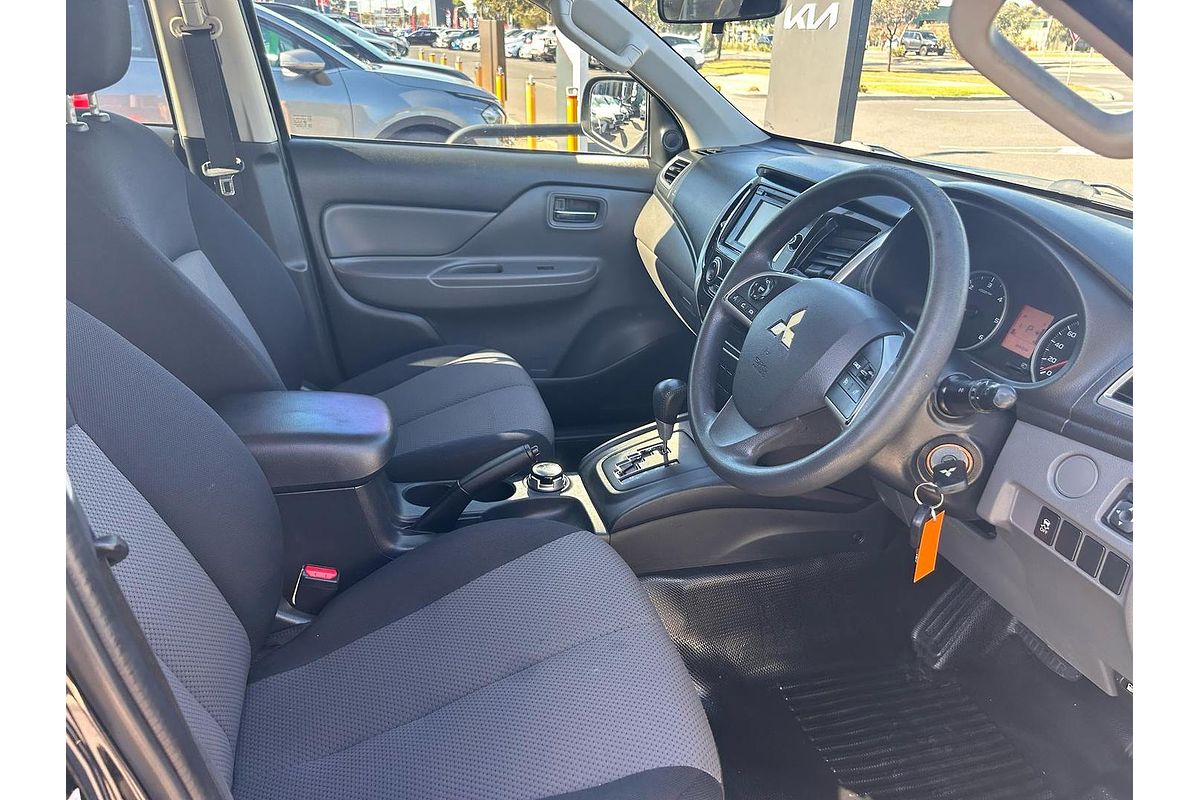2017 Mitsubishi Triton GLX+ MQ 4X4