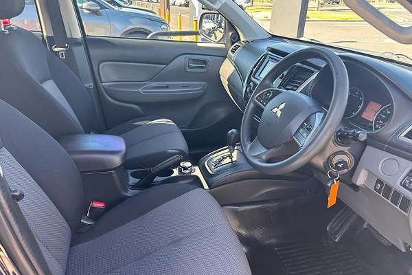 2017 Mitsubishi Triton GLX+ MQ 4X4