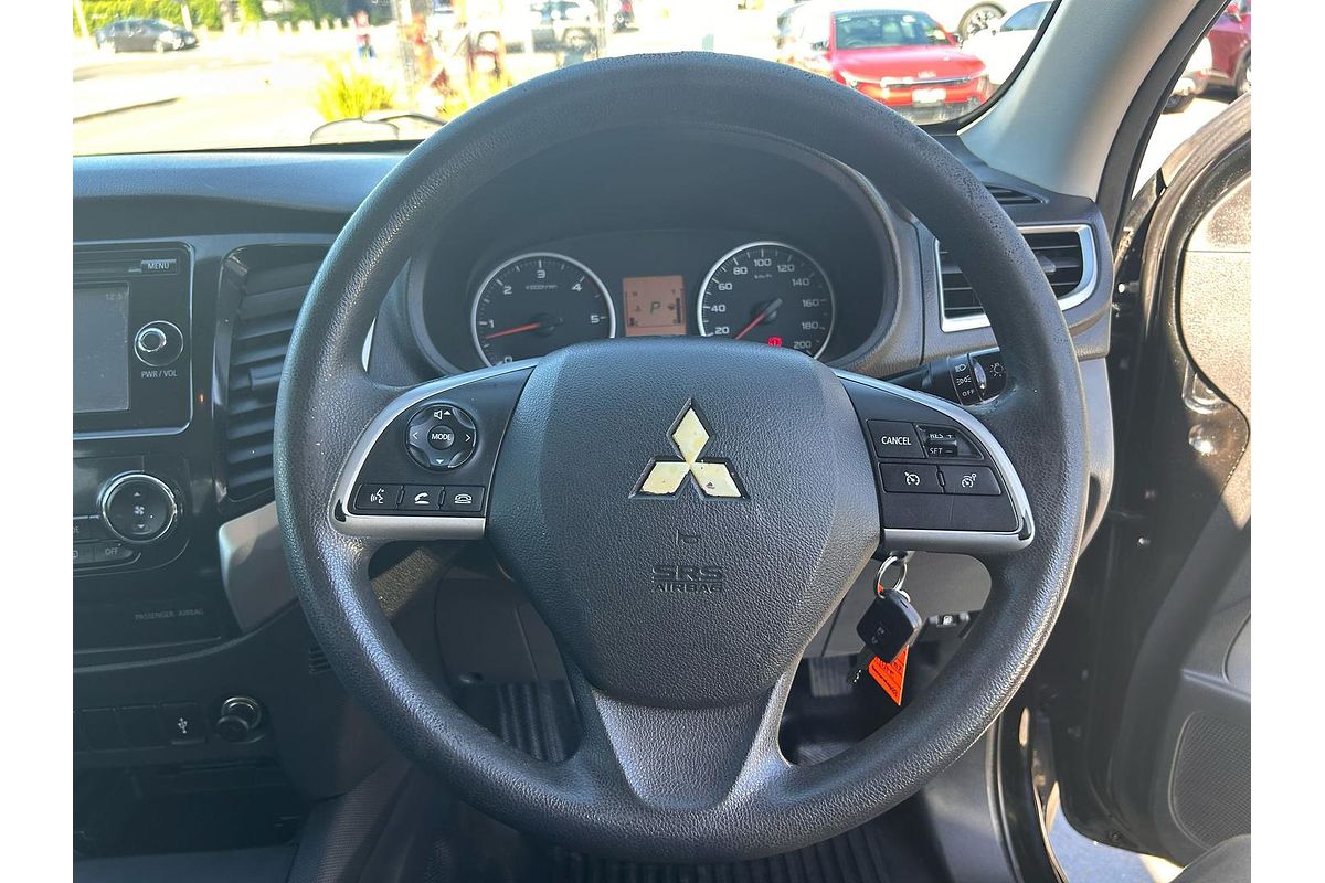 2017 Mitsubishi Triton GLX+ MQ 4X4