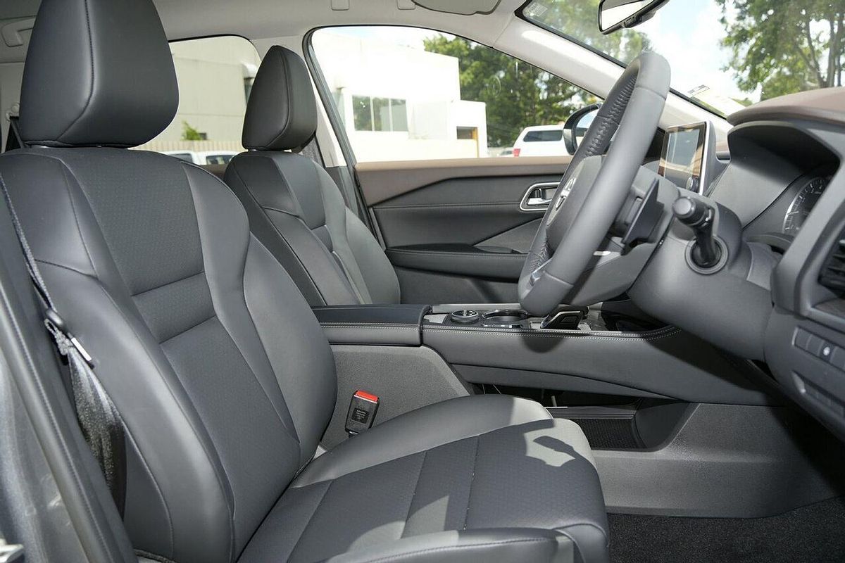 2024 Nissan X-TRAIL ST-L T33