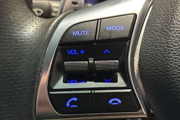 2017 Hyundai Sonata Premium LF4
