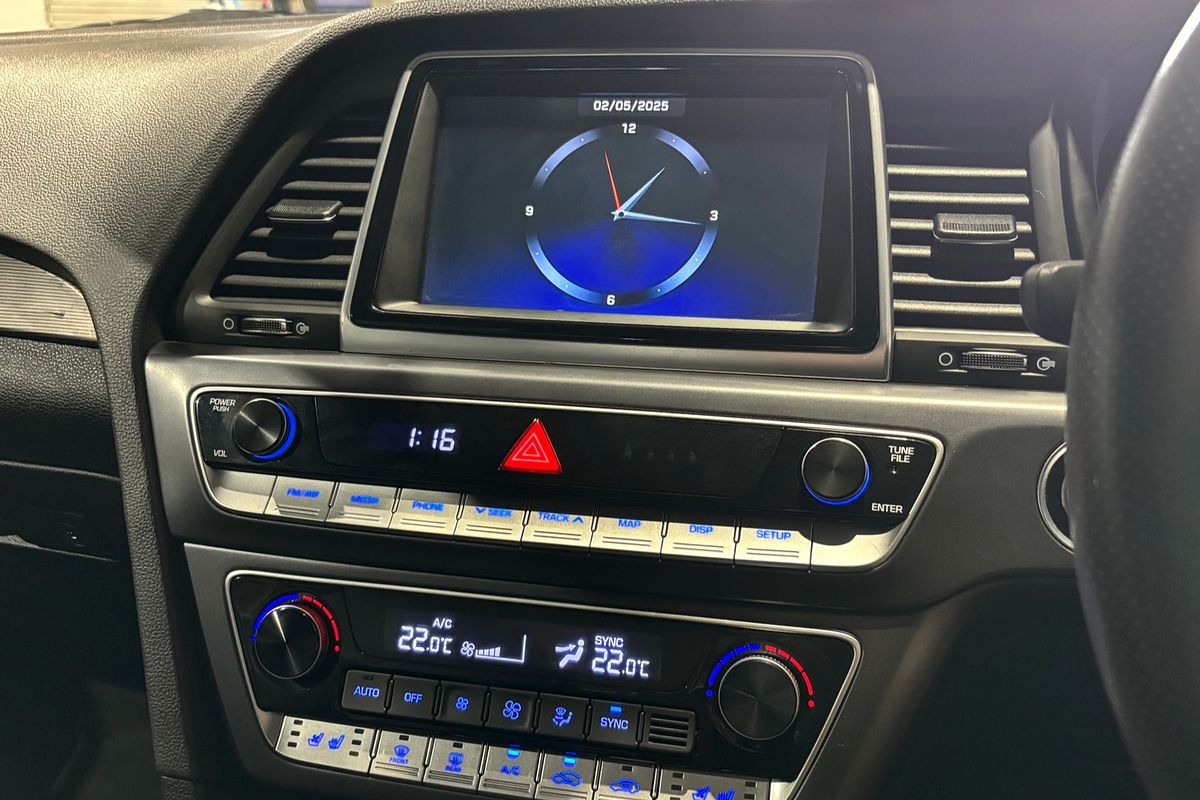 2017 Hyundai Sonata Premium LF4
