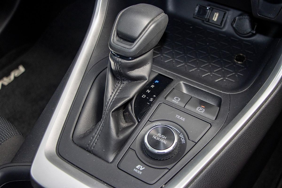 2021 Toyota RAV4 GX AXAH54R