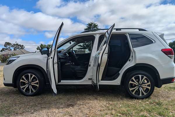 2021 Subaru Forester 2.5i Premium S5