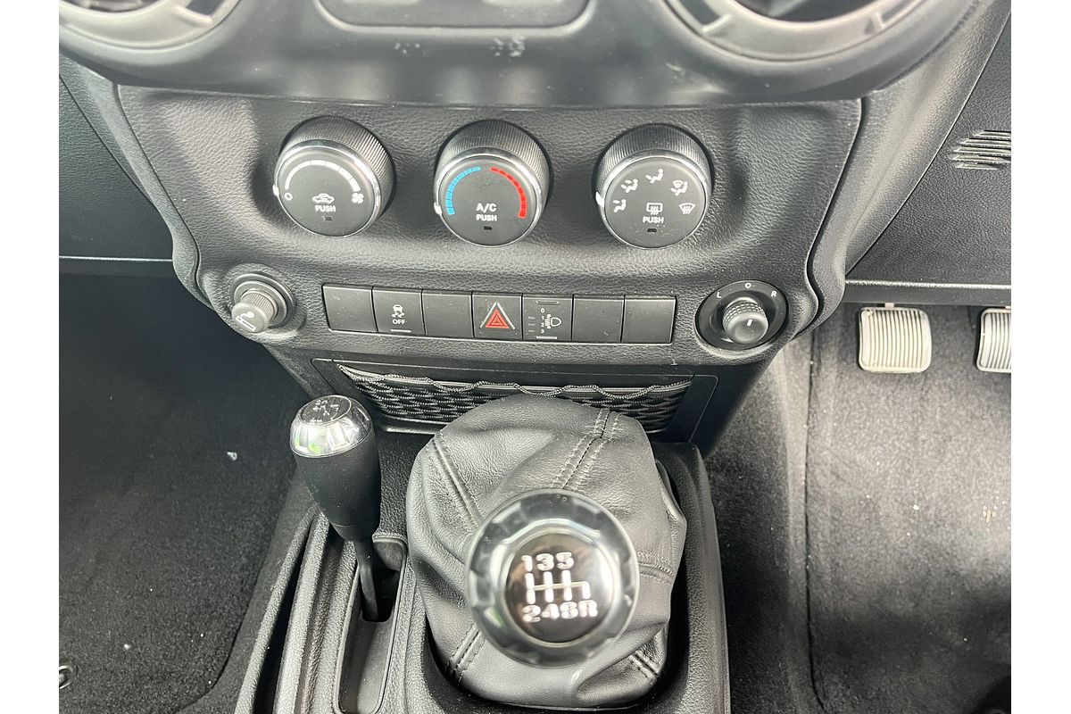 2012 Jeep Wrangler Unlimited Sport JK