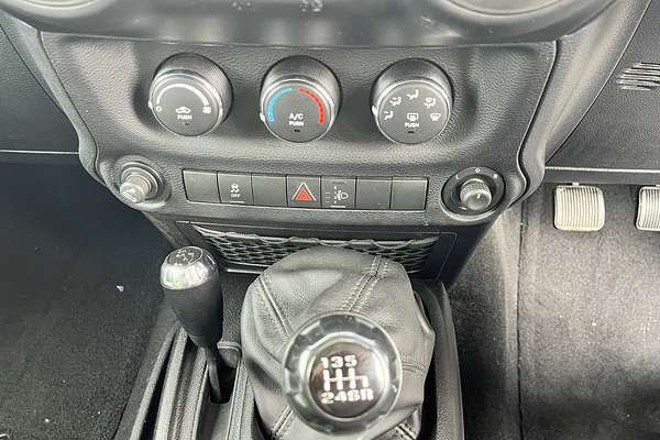 2012 Jeep Wrangler Unlimited Sport JK