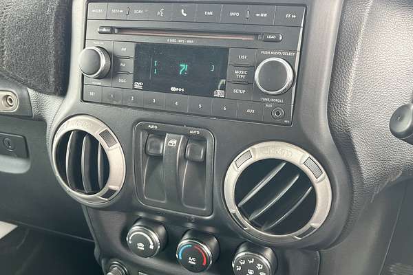 2012 Jeep Wrangler Unlimited Sport JK