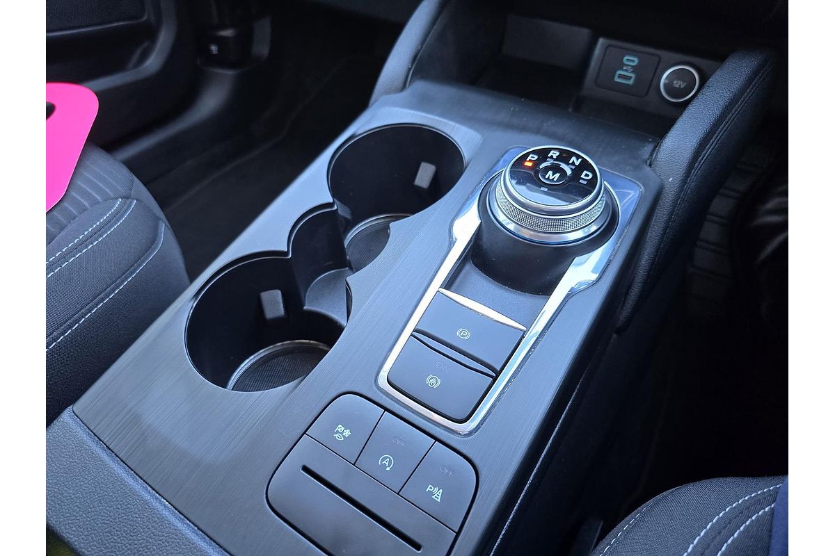 2020 Ford Escape ZH