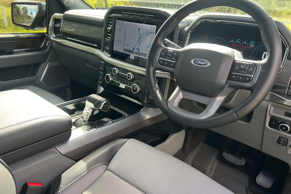 2023 Ford F-150 Lariat 4X4 LWB