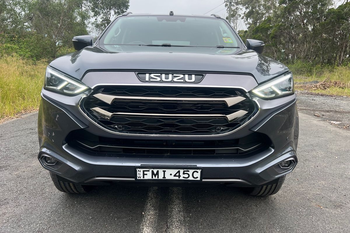 2022 Isuzu MU-X LS-U