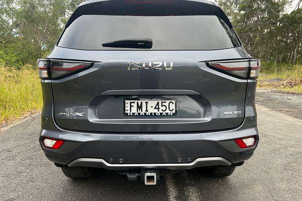 2022 Isuzu MU-X LS-U