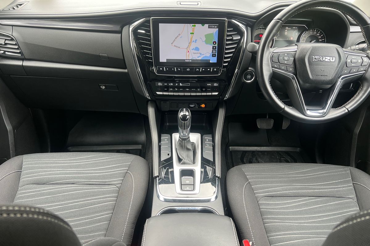 2022 Isuzu MU-X LS-U