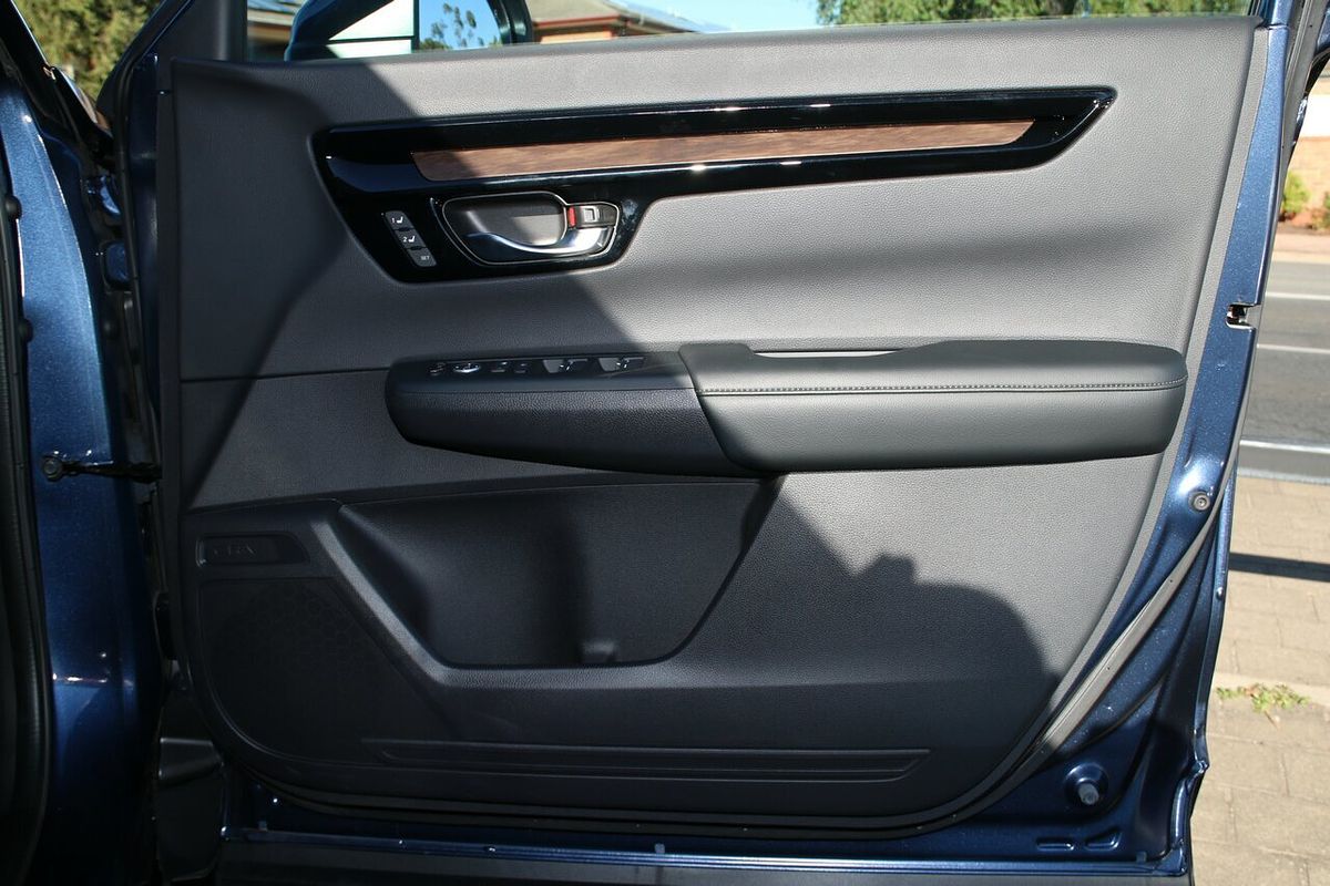 2024 Honda CR-V VTi LX RS