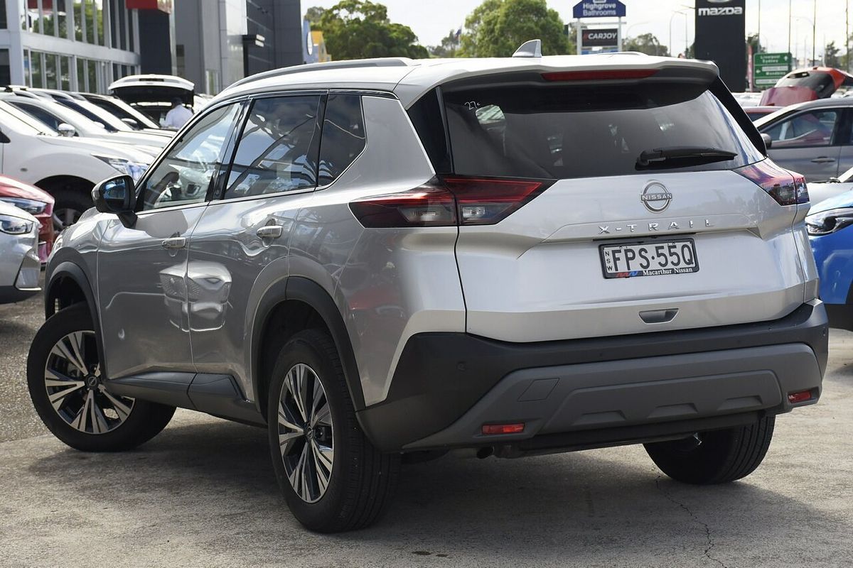 2024 Nissan X-TRAIL ST-L T33