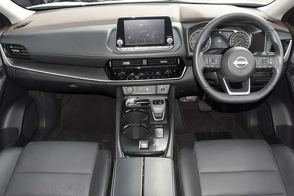 2024 Nissan X-TRAIL ST-L T33