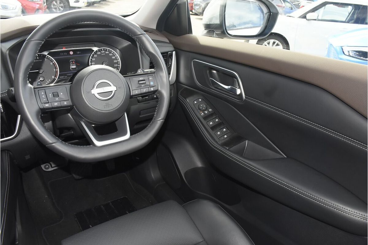 2024 Nissan X-TRAIL ST-L T33
