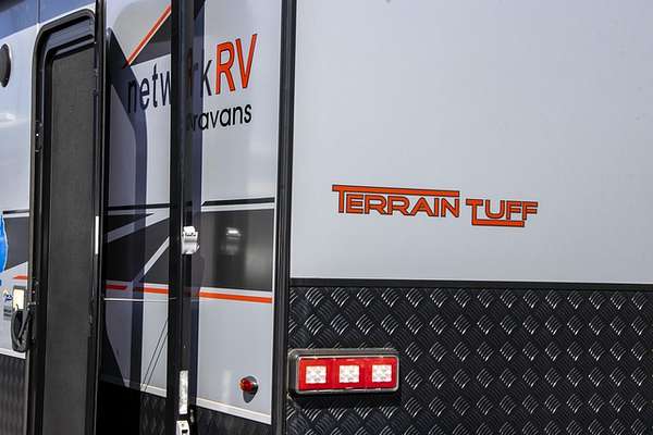 2022 Network RV Caravans TERRAIN TUFF CARAVAN *21'6 L LO