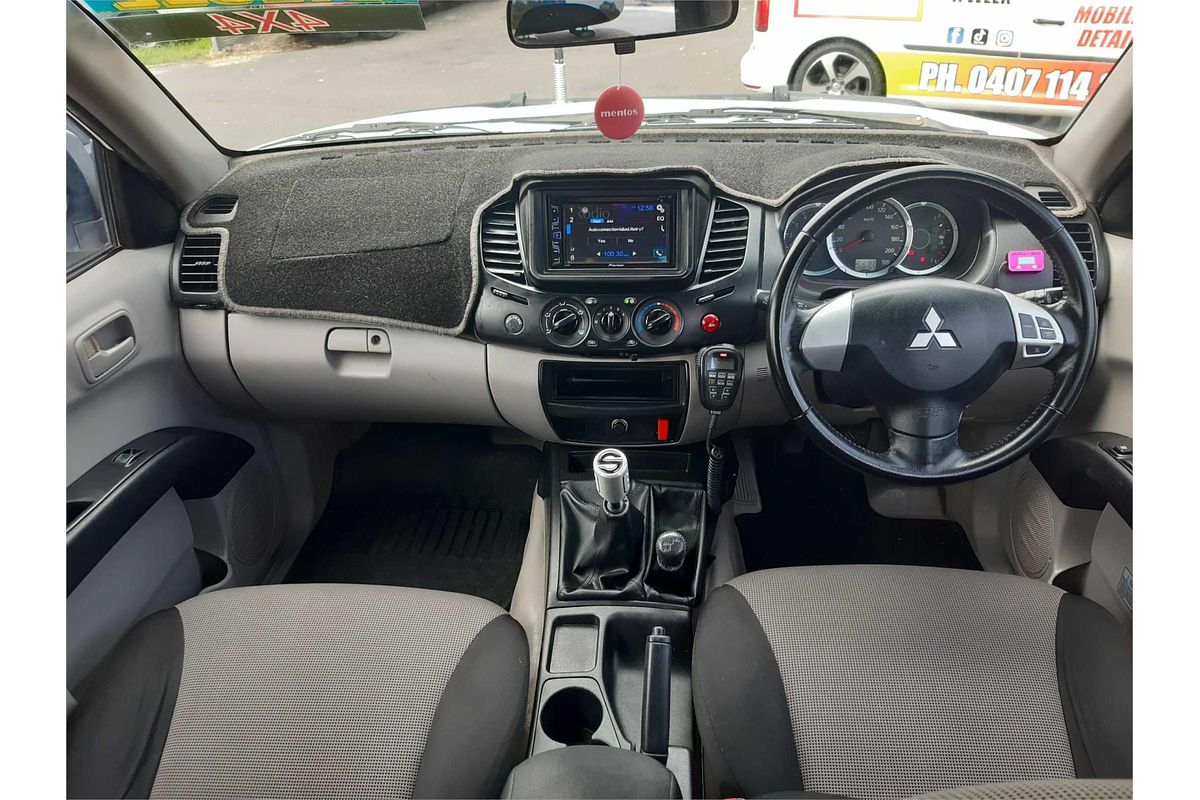 2014 Mitsubishi TRITON GLX (4x4) MN MY15 4X4
