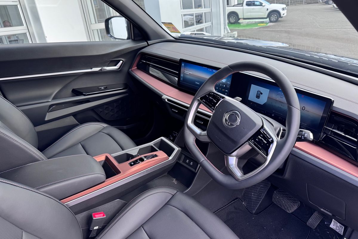 2025 SsangYong TORRES
