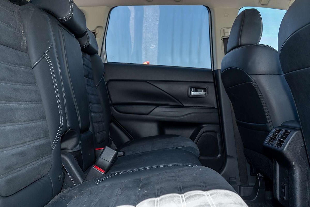 2019 Mitsubishi Outlander LS ZL