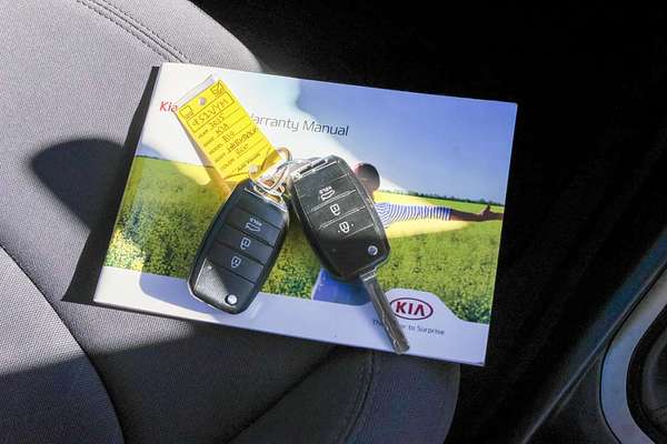 2015 Kia Rio S UB