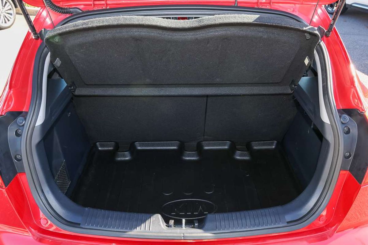 2015 Kia Rio S UB